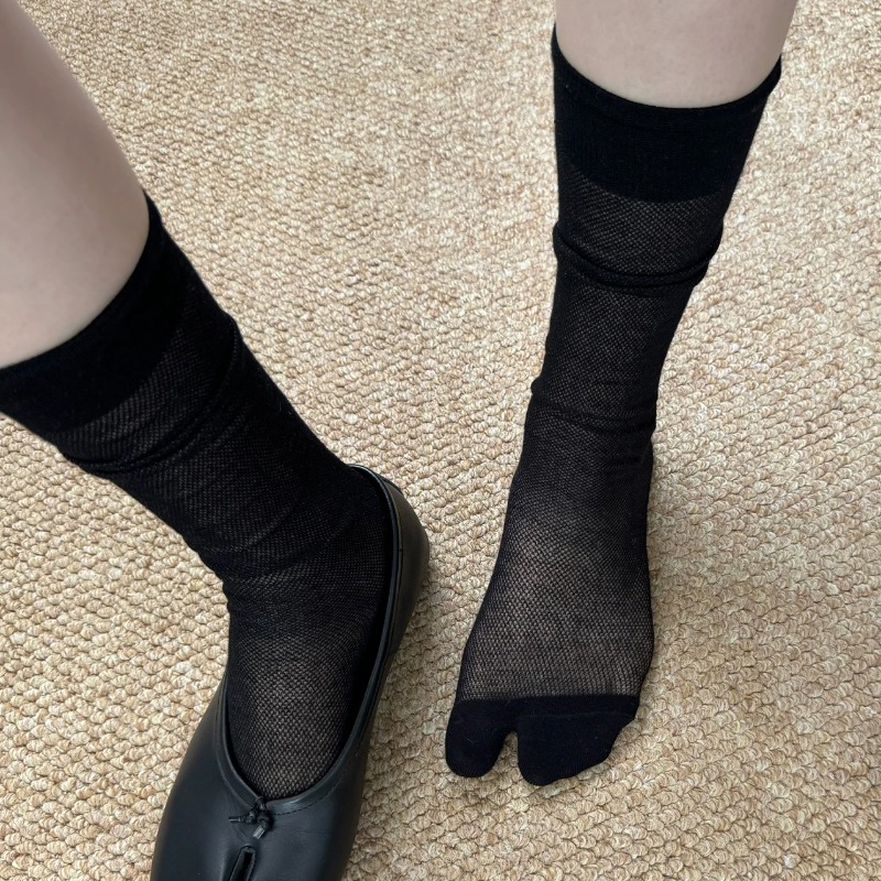 Белые носки с раздельным носко – обзор и цена Toe Sock Split